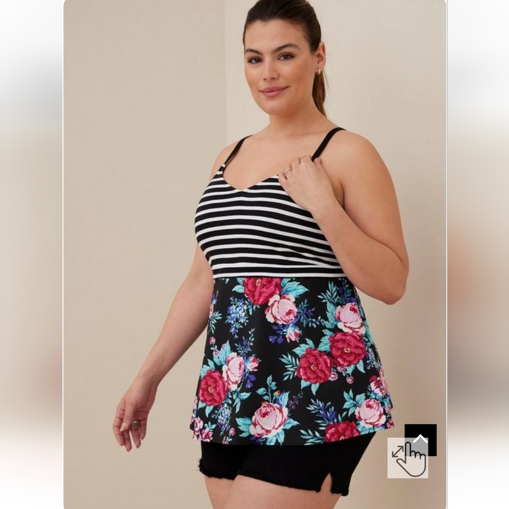 NWT Torrid 1X Babydoll Fabric Mix Super Soft And Poplin V-Neck Cami
